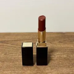 SUQQUモイスチャーグレイズリップスティック10焦紅