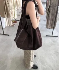 Suede Leather Totebagのサムネイル