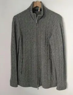 コムサコレクション　グレー ケーブル編み ジップアップニット　店舗クリーニング済