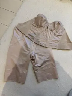 トリートドレッシング　ブライダルインナー　ショートビスチェD70ガードル　セット