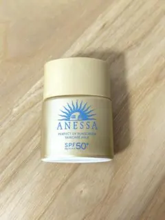 ANESSA パーフェクト UV スキンケアミルク 12mlのサムネイル