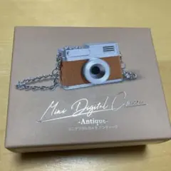 Item thumbnail for item c660ed46-dbcd-4fd8-9835-d1cec80b4a3f