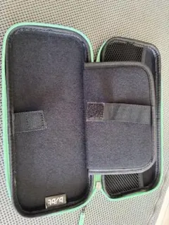 Nintendo Switch ケース ブラック/グリーン