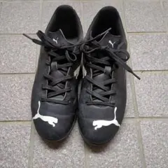 PUMA☆ サッカーシューズ 24cm ブラック/ホワイト