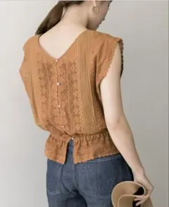 アーバンリサーチ　インド刺繍ブラウス　オレンジブラウン