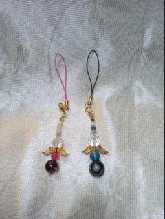 天使の羽根と天然石とビーズのストラップ 2個セット