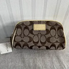 【新品未使用品】COACH シグネチャー ポーチ ブラウンのサムネイル