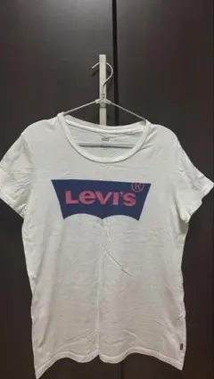 Levi's Tシャツのサムネイル