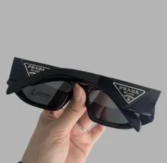 新品 ブラック サングラス ケース付き