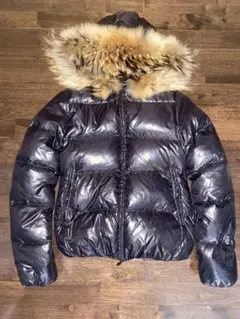 DUVETICA ファーダウン　Y2K 短丈　黒　光沢　定価12万