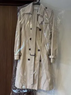ナチュラルビューティーベーシック　トレンチコート