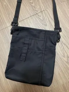 【美品】無印良品 ペン差し付き 撥水 ショルダーバッグのサムネイル