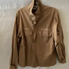 ベージュ 長袖シャツ スタンドカラー