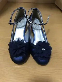 【美品】アクシーズファム お花コサージュ付PTパンプス 24.5cm