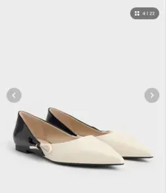CHARLES & KEITH ボウ ポインテッドトゥフラットのサムネイル