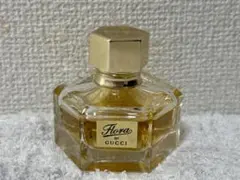 Flora by Gucci Eau de Parfum（旧ボトル・廃盤寄り）のサムネイル