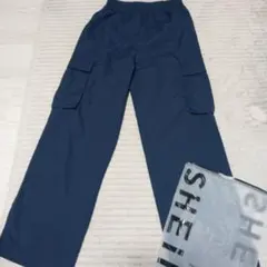 新品未使用　SHEIN カーゴパンツ ネイビー Sサイズのサムネイル