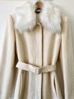 【新品・未使用】ホワイト ファー ジャケット　羊毛 アンゴラ Mサイズ