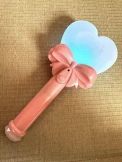 サンリオミラクルギフトパレード　キティ　ハート型ペンライト