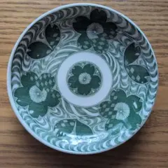 花柄の緑色と白の皿5枚　アンティーク