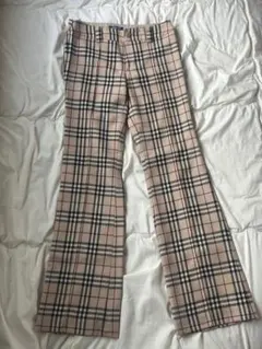 BURBERRYフレアパンツ レディース
