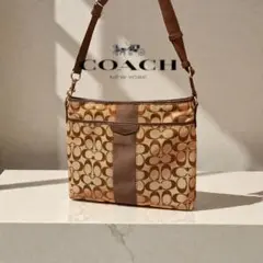 COACH ブラウン ロゴパターン ショルダーバッグ
