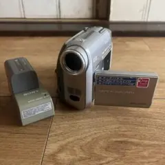 動作品】 SANYO サンヨー ビデオカメラ Xacti DMX-HD1000 - メルカリ