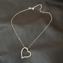 SWAROVSKI ハート型ペンダント ネックレス シルバー