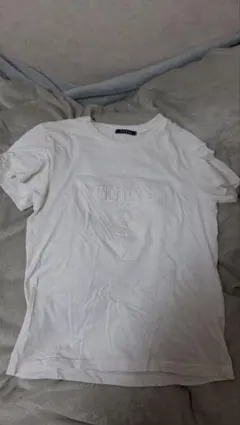 GUESS ホワイト Tシャツ ロゴ入りのサムネイル