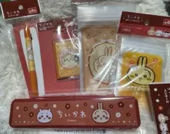 キャンドゥ　ちいかわ　うさぎ