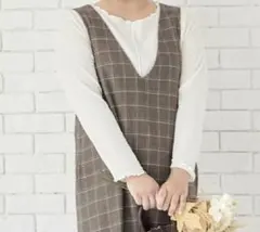 メロウネック 長袖カットソー ホワイト　しまむら　ひなコラボ　hina LLのサムネイル