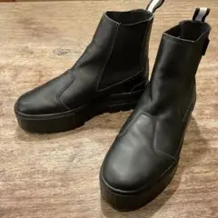 プーマ サイドゴア メイズ チェルシー ブラック レディース 厚底 25.5cm