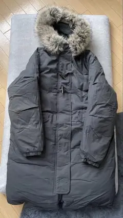 MONO8 ファーフード付きロングダウン風コート グレー サイズM