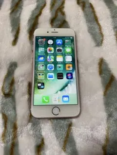 Apple iPhone 6s 本体。。APPLEロックです