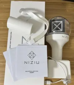 NIZIU ペンライト