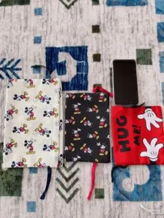ディズニー　ミッキーマウス　巾着3点セット