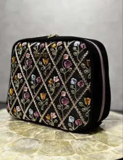 メイクポーチ✳︎インド刺繍生地（ブラック）