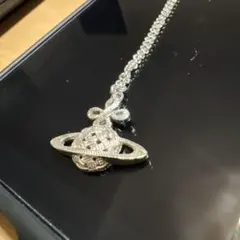 Vivienne Westwood 惑星モチーフネックレス