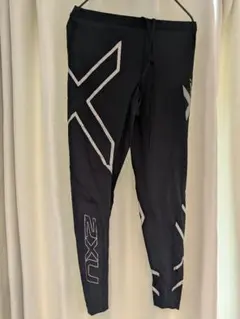 2XU ランニングタイツ ブラックレディースМサイズのサムネイル
