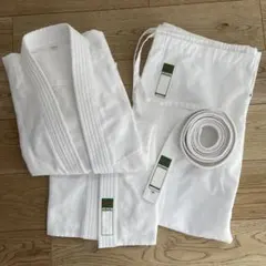 Item thumbnail for item ec93fa88-35e0-4e76-9374-d8ae1a3afc12