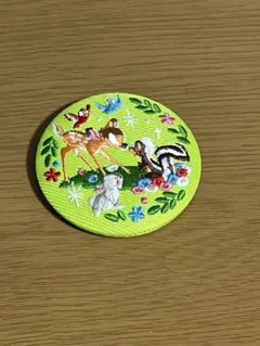 ディズニー 刺繍缶バッジ　バンビ