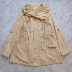 ベージュ フード付き ジャケット　フリル襟 ウエストギャザー モッズコート 11