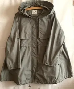 アースミュージック&エコロジー　マウンテンパーカー　ゆったり　Aライン　Fサイズ