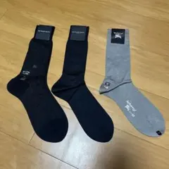 バーバリーレディースソックス新品未使用グレーノバチェック グリーンライン 美品 BURBERRY（ソックス）のフリマアイテム一覧