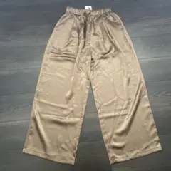 新品☆流行ブラウン サテン ワイドパンツ