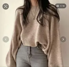 ZOZOTOWN ベージュ系 ニットのサムネイル