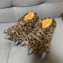 クマの爪デザインスリッパ
