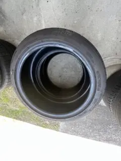 高級　2024年製　275/40R20 2本　パナメーラ　カイエン　LC LS 高級 2024年製 275/40R20 2本 パナメーラ カイエン LC LS - メルカリ