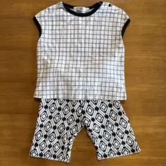 半袖　半ズボン　セットアップ　80のサムネイル
