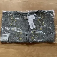 新品　未開封　花柄刺繍ニットベスト　グレー